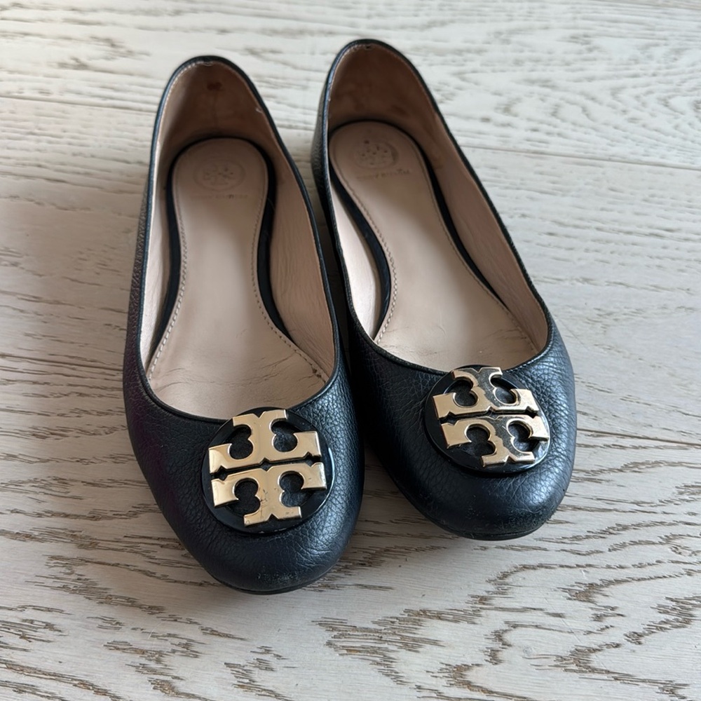 Tory burch black leather flats